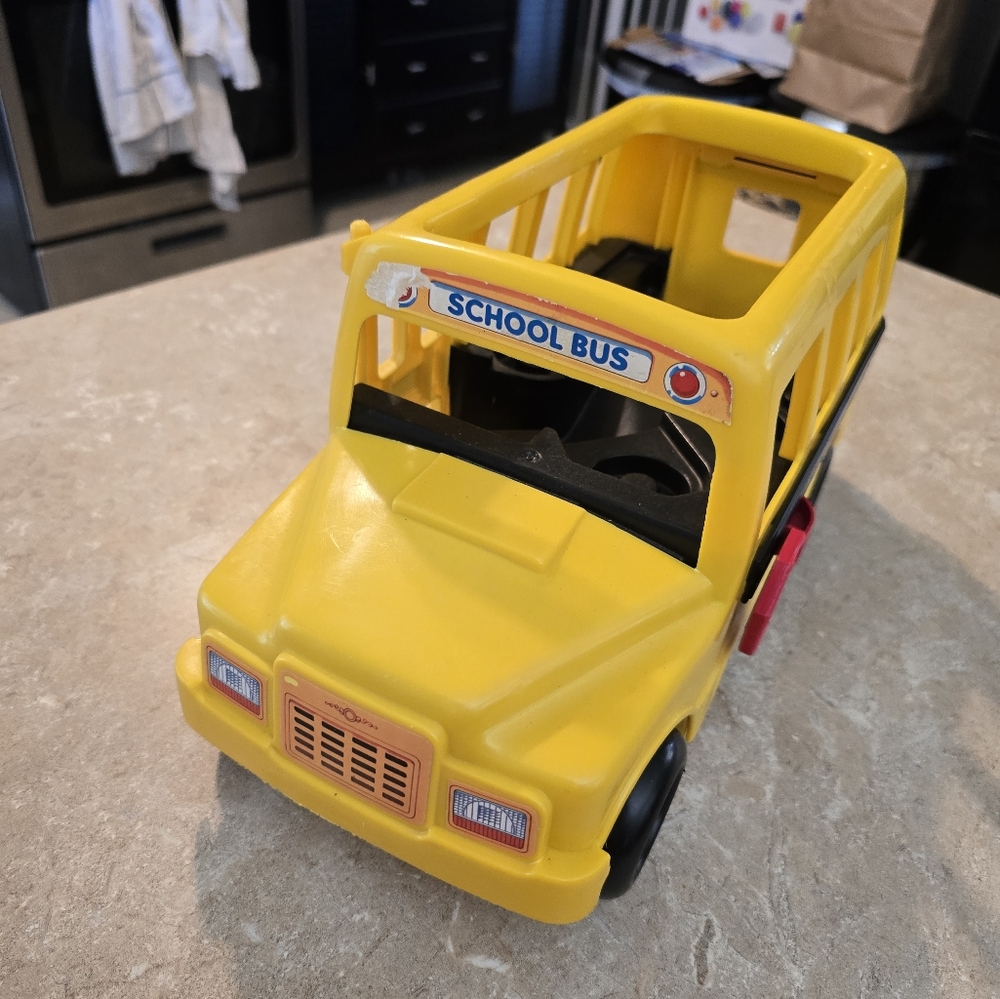 Little People Yellow School Bus Toy